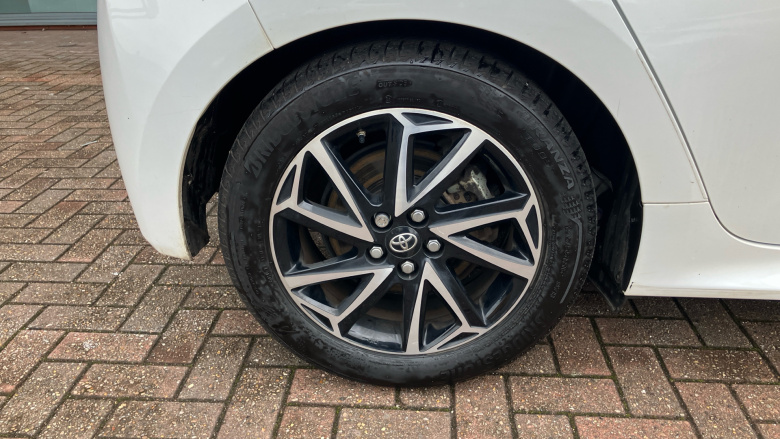 Toyota Yaris 1.5 Hybrid Design 5dr CVT Hybrid Hatchback